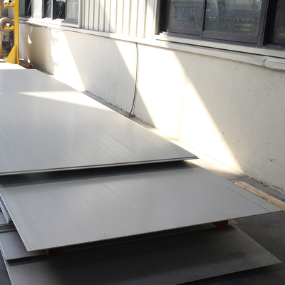 2b finiscono JIS 0.01mm hanno laminato a freddo il piatto di acciaio inossidabile con il bordo fenduto