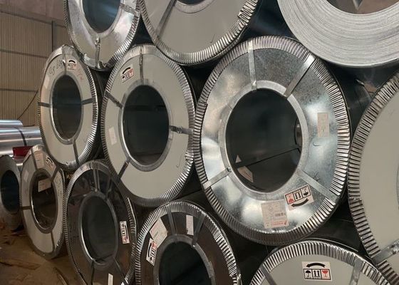 La galvanizzazione immersa calda Dx51 zinca la larghezza d'acciaio rivestita della bobina 600mm