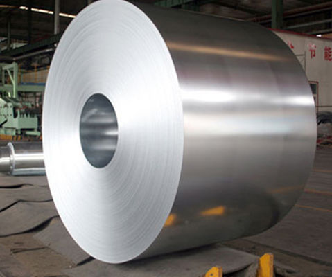 La galvanizzazione immersa calda Dx51 zinca la larghezza d'acciaio rivestita della bobina 600mm