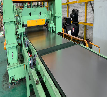 Aisi Dx53d standard ha galvanizzato le bobine d'acciaio che fanno saltare la superficie